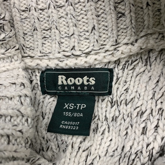 𝅺Roots Turtleneck Sweater Beige with Grey Size XS - Picture 8 of 11